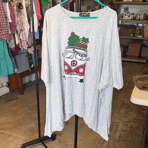 Gray Short Sleeve Top with Festive Print
